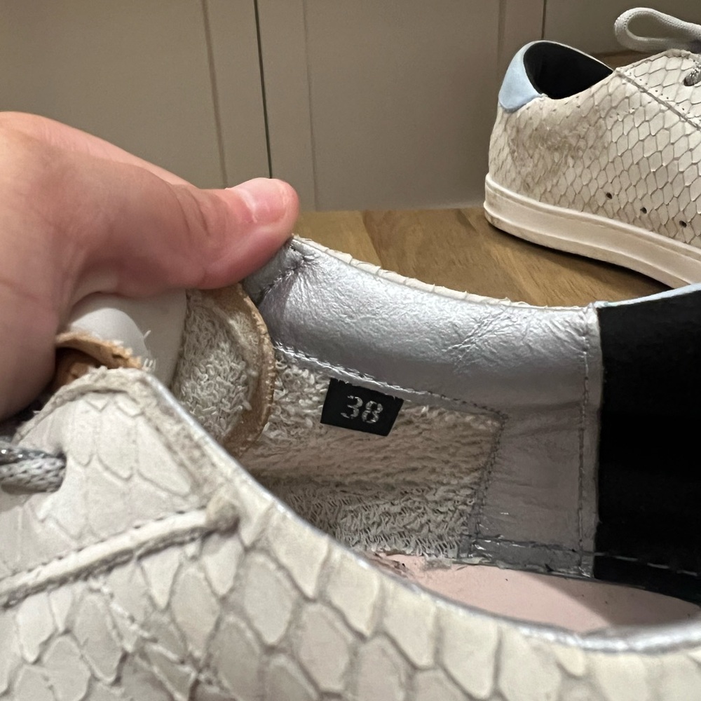 P448 Women’s John Margot Sneaker - Picture 6 of 10